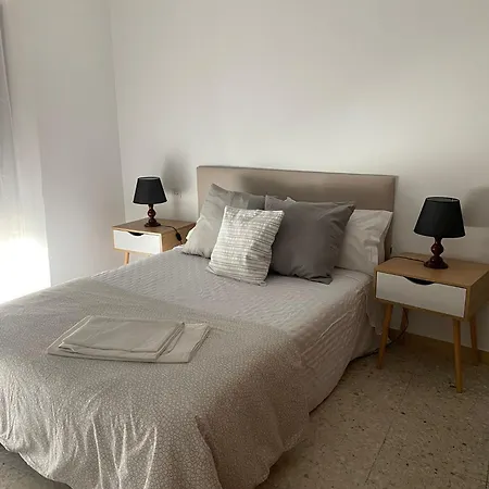 Apartamento Elvira A 50 Metros De La Playa De Canelinas, Situado En La Segunda Planta Portonovo